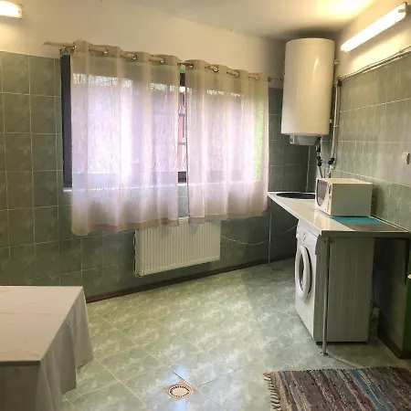 Viesu māja Brivdienu Maja Tobago Plienciems